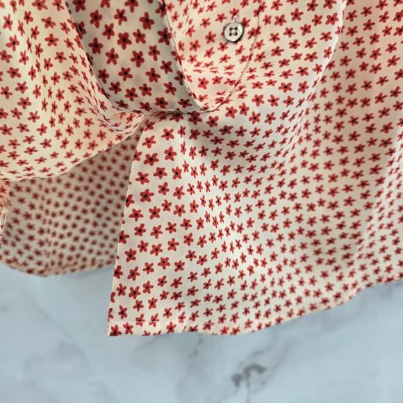 CAbi Shirt Womens Small Red White Floral Tank Blouse Blossom Button 3982 - Picture 8 of 10